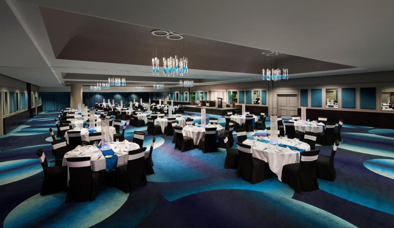 Mercure Brisbane King George Square Exterior photo